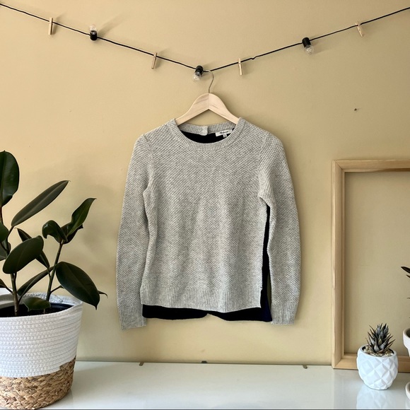 Madewell brand light gray textured knit sweater with navy blue back panel - Picture 2 of 6